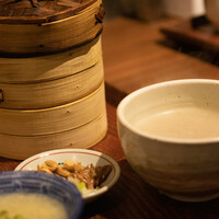 薬膳粥と点心の飲茶セット
