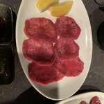 小樽焼肉 ぶいぶい - タン