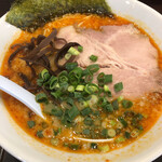 博多豚骨うまか丸 - 辛みそラーメン 920円