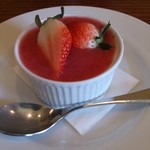 モンブーシェ - イチゴのムース
