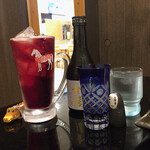 良酒屋 握 - ワインハイボールだっけ
と、日本酒とお冷や