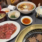 大満 - カルビ定食と冷麺