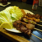 居酒屋弁慶 - 炭火焼鶏盛合せ