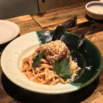 トラットリア ピエトラ ビアンカ - 仔牛のブラチョーラとカチョリコッタのスパゲットーニ