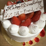 パティスリー タケモト - ガトーフレーズ イチゴ花飾り4号