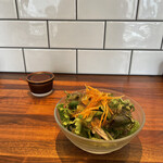 肉と葡萄酒 跳牛 - 