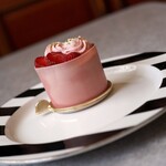 アテスウェイ - シャルロットフリュイルージュ