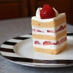 アテスウェイ - ガトーフレーズ