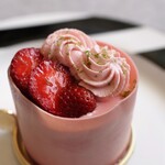 アテスウェイ - シャルロットフリュイルージュ