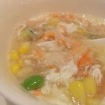 スーツァン・レストラン陳 - カニ肉入りふかひれスープ
