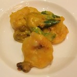 バナナ海老とアスパラの雲丹クリーム炒め