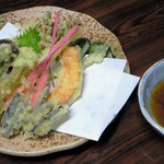 宮野屋 - 山菜てんぷら(600円)