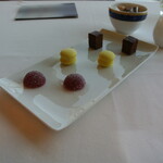 フレンチレストラン ミクニ サッポロ - プティ・フール