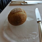 フレンチレストラン ミクニ サッポロ - 今日も美味しい手作りパン