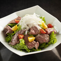 ハラミの焼肉サラダ
