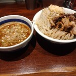 ラーメン 雷 - つけだれと麺