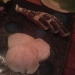 大塚 みや穂 - 201302ホタテとさごしはバーナーで炙ります