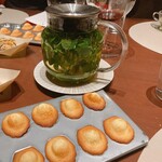 スガラボヴィー - 