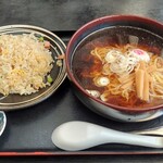 月華 - 半チャーハン+ラーメンセット