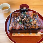 うなぎ 横輪おりおり - 鰻重 横輪（1尾半） 4300円
      肝のせ +600円
