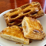 ミスタードーナツ - 料理写真:3種のパイ