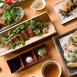 《旬の味覚が味わえる自慢のコース》ご宴会・お集まりに最適