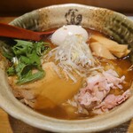 焼きあご塩らー麺 たかはし 新宿本店 - 