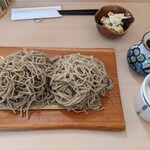 蕎麦処たけだ - 料理写真:ニ色盛り    990円    大盛り330円  