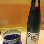 新ばし 星野 - お酒は天領の一合瓶から。料理に良く合います。