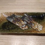 浅野日本酒店SANNOMIYA - 鯖や とろさば燻製の炙り