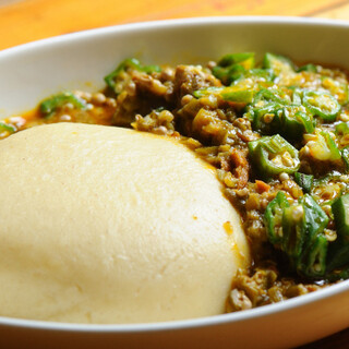 我們提供採用正宗香料烹製的正宗非洲菜。