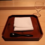 銀座 稲葉 - テーブルセッティング