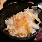 銀座 稲葉 - 特製出汁醤油を使った卵かけご飯（TKG）