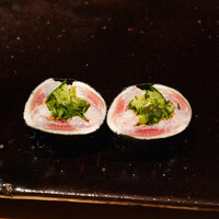 鮨 あらい - いわしサラダ巻き（ブロッコリースプラウト、大葉、くれそん、きゅうり）