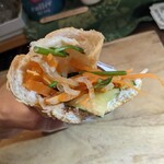 バインミー HIRO-MY - このパンの薄い感じが善きなのです！