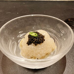 西麻布 焼肉 X - みぞれスープの冷麺。キャビアが鎮座！