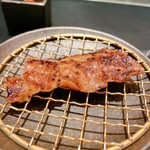 西麻布 焼肉 X - 脂の質が良いとカルビがするする食べられる
