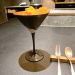 西麻布 焼肉 X - バーにいる気分になる美しさ！