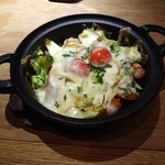 FILO - いろいろ野菜とチョリソーとスカモルツァチーズのオーブン焼き
      