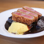 kitchen俊貴 - ２０２２年６月再訪：ビーフシチューオムライス 山崎牛 雌牛レアヒレカツ乗せ☆