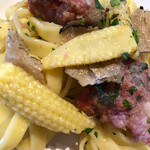 アランチャ - ヤングコーンと自家製サルシッチャとサマートリュフ