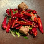東京チャイニーズ 一凛 - ラム肉の四川唐辛子炒め