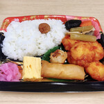 おそうざい村 - 料理写真:えびチリ弁当（税込600円）