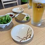 さぬき麺業 - 生ビール、枝豆、じゃこ天