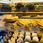 VIRON - 店内のパン
