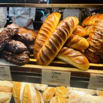 VIRON - 店内のパン