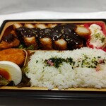 Piagorafuzukoashibataten - 熟成三元豚のロースカツ弁当538円
