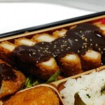 Piagorafuzukoashibataten - 熟成三元豚のロースカツ弁当538円