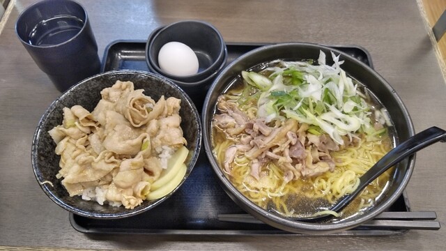 伝説のすた丼 箸