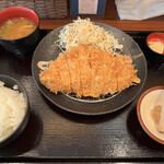 Hanasaki Tonkatsu Suehiro - 全体図